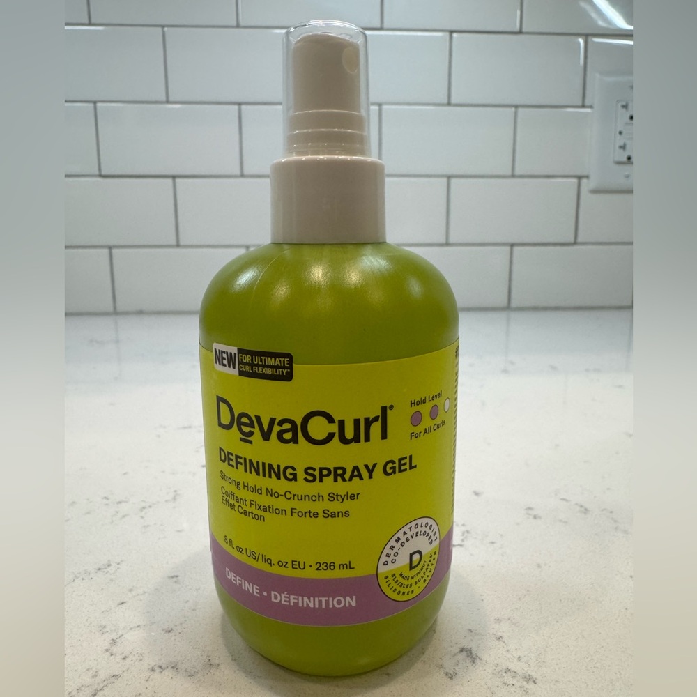 DevaCurl Defining Spray Gel 8 fl oz.